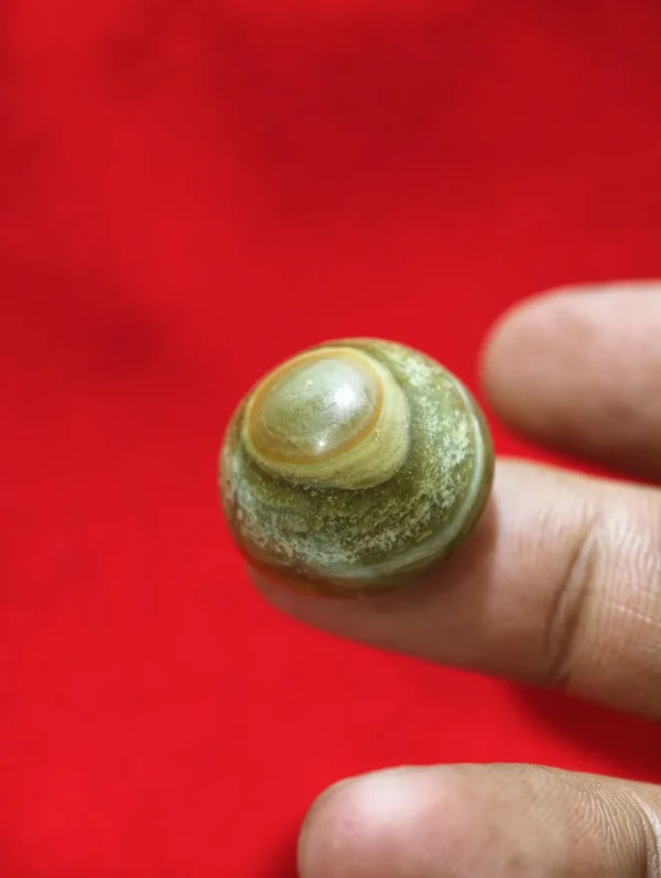 Mustika Mata Siluman Kera Putih