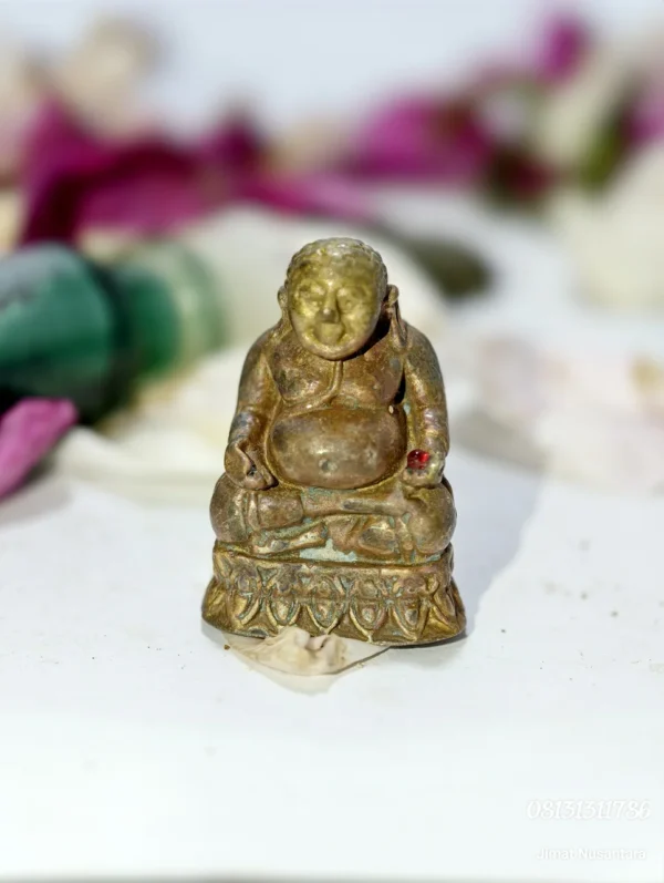 Pratima Dewa Kekayaan Buddha Maitreya