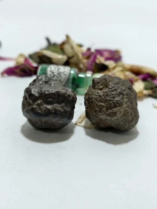 Sepasang Mustika Bolo Sewuu Sepasang Mustika Bolo Sewu
